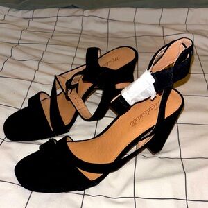 NWT Madewell Black Strappy Heels
